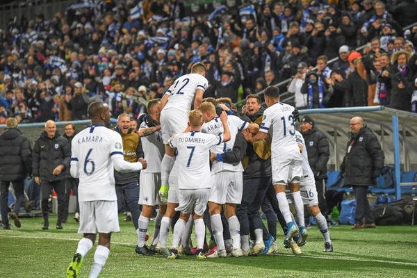 Finlandia hace historia: jugará su primera Eurocopa - Fútbol - ABC Color