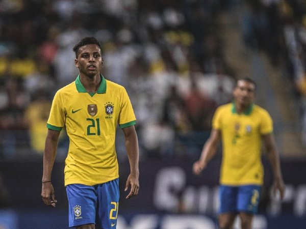 "Rodrygo es muy joven y va a tener una historia linda en la selección"