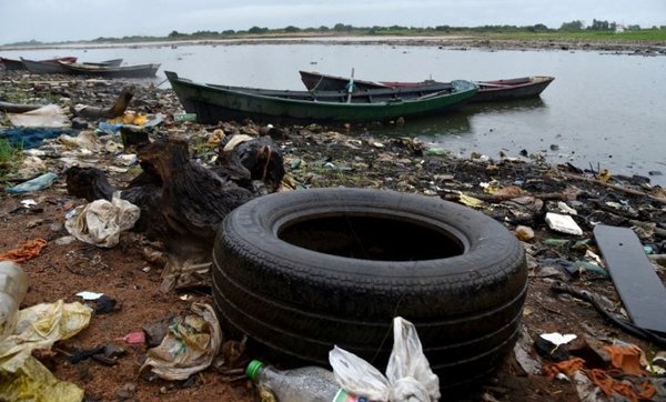 Playa de Itá Enramada se vuelve un gran vertedero - Digital Misiones