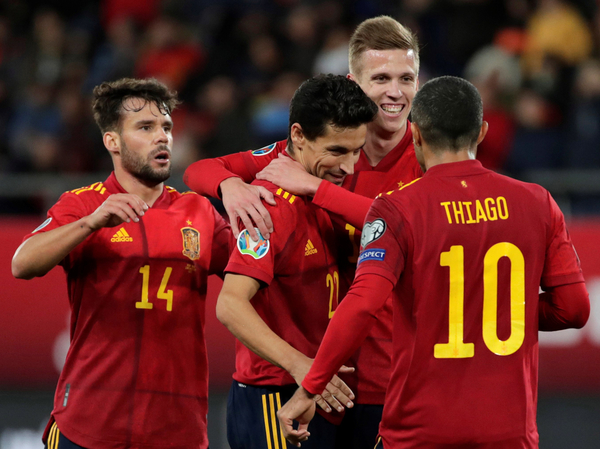 España asegura el primer lugar aplastando a Malta