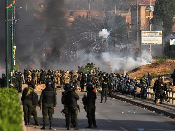 Al menos 5 muertos y 22 heridos en graves enfrentamientos en Bolivia