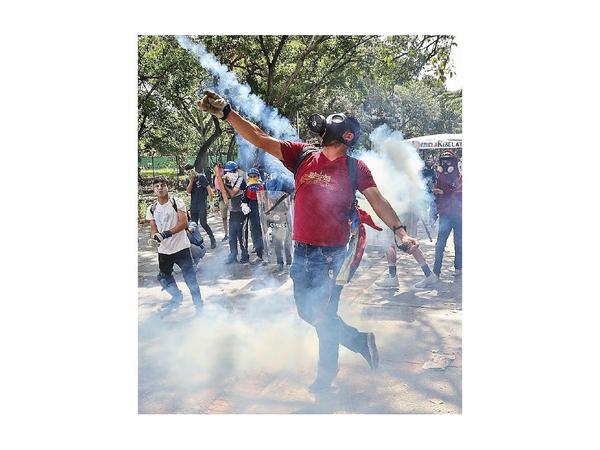 Venezuela va a las calles hoy, entre Maduro y Guaidó