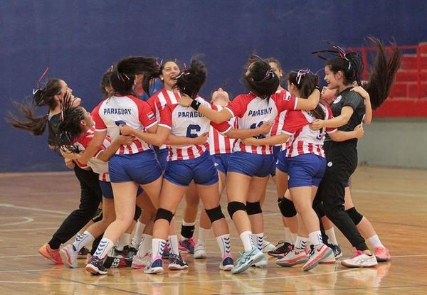 Albirroja acaricia bicampeonato