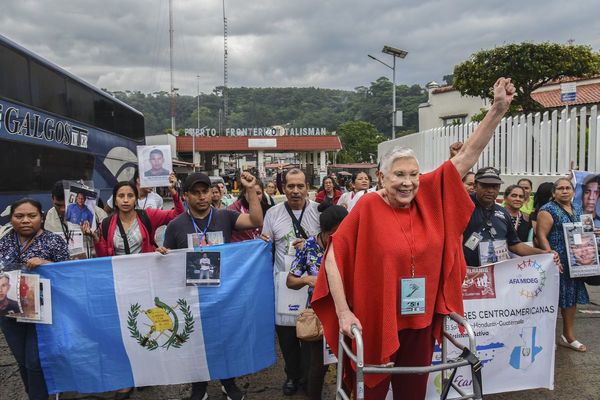 Caravana de madres de migrantes desaparecidos parte desde el sur de México