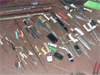 Incautan más de 60 armas blancas en nueva requisa en Tacumbú