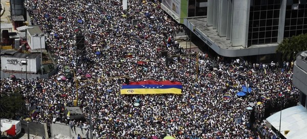 #16N: Miles de venezolanos salen a las calles para marchar contra la dictadura de Maduro - ADN Paraguayo