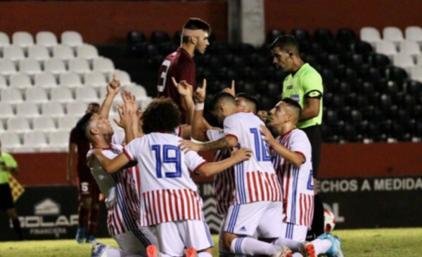 HOY / Se vieron cosas positivas pese al poco tiempo de entrenamientos