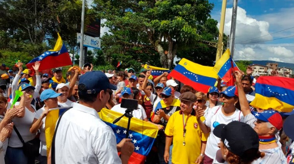 #16N: Venezuela se sumerge en un mar de protestas a favor y en contra del Gobierno de Maduro