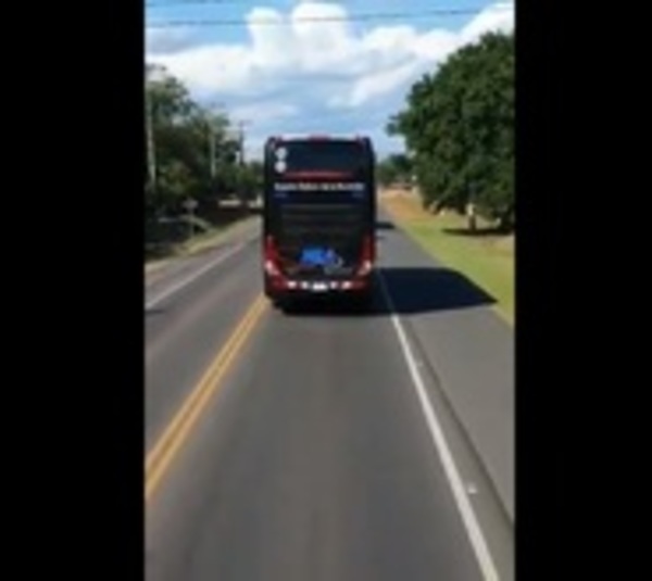 Chofer que no dio paso a bus del Olimpia irá a curso de seguridad vial - Paraguay.com