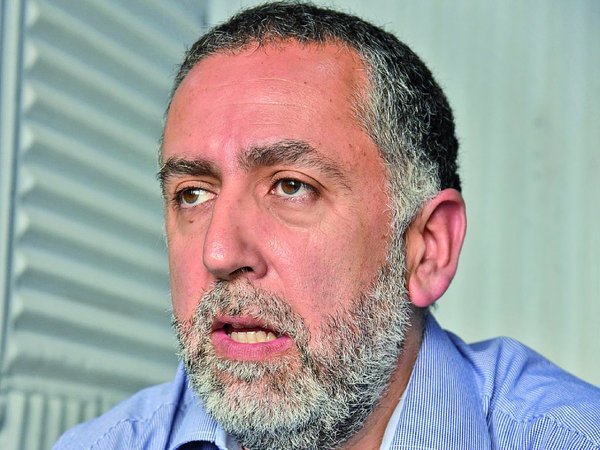 “Las élites tienen que empatizar con la realidad y escuchar a la gente común”