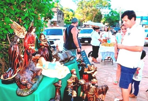 En Areguá ya se vive el ambiente navideño •