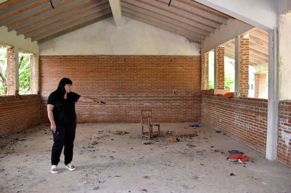 Obras millonarias del MEC, abandonadas en Piribebuy - Locales - ABC Color