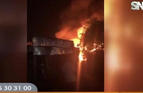 Incendió consumió una fábrica de palets - SNT