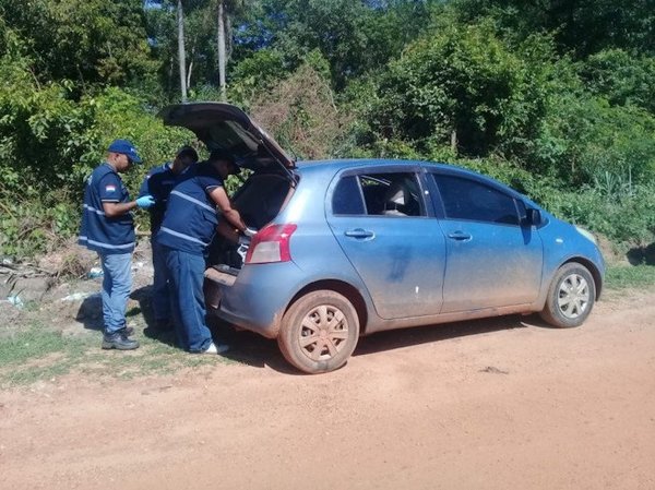 Hallan automóvil en que huyeron supuestos asesinos del comisario | Noticias Paraguay
