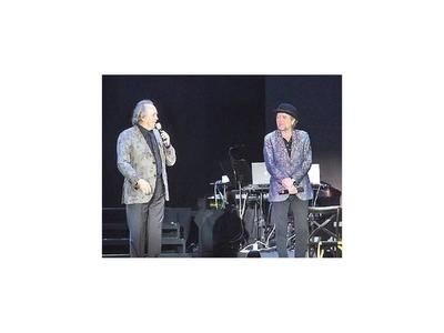 Serrat & Sabina, romance con Paraguay