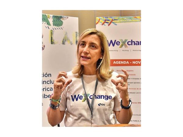 La mujer puede dar visión diferente a los negocios
