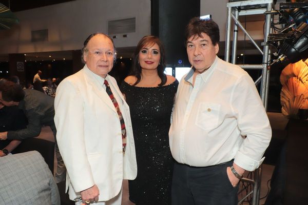 Agasajo a destacados médicos