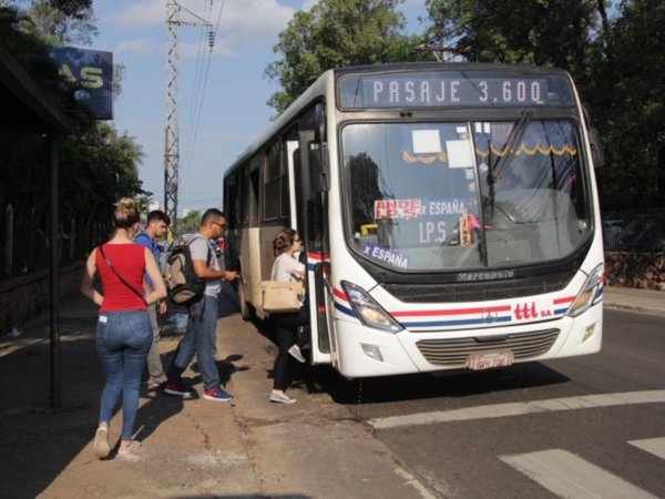 Regulada golpeó fuerte en el lunero