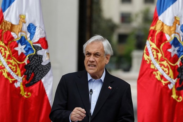 Sebastián Piñera cede a otro reclamo en Chile | .::Agencia IP::.