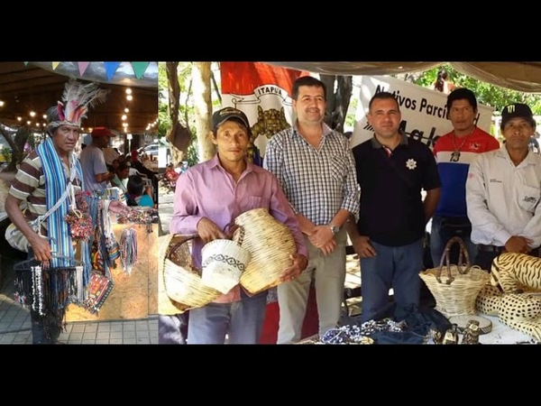 ARTESANOS INDIGENAS DE ITAPÚA EN EXPOSICIÓN DEL INSTITUTO PARAGUAYO DE ARTESANÍA