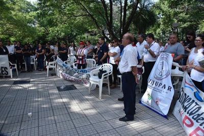 Funcionario del Poder Judicial inicia huelga de hambre - Nacionales - ABC Color