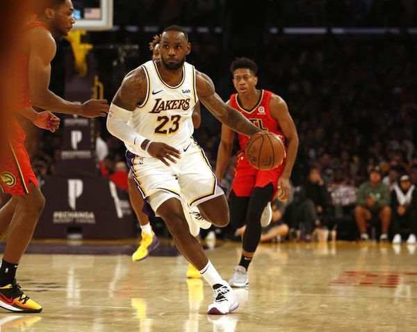 Lakers ya tienen mejor marca de la liga - Básquetbol - ABC Color