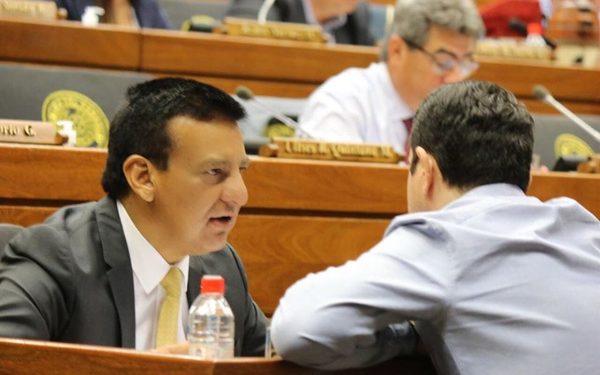 Romero Roa descarta ir a Añetete y dispara: “No soy el secretario del gobernador, ni de la UPE”