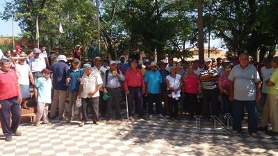 Adultos mayores de San Pedro aseguran que nadie hace caso a sus reclamos