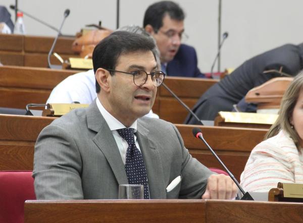 Silvio Ovelar pide aprobar el PGN según recomendación de la comisión bicameral - ADN Paraguayo