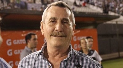 “Quieren ganar título en el escritorio”