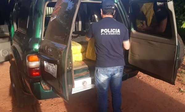 HOY / Caaguazú: incautan casi 500 kilos de marihuana que iban 'a simple vista' en una camioneta