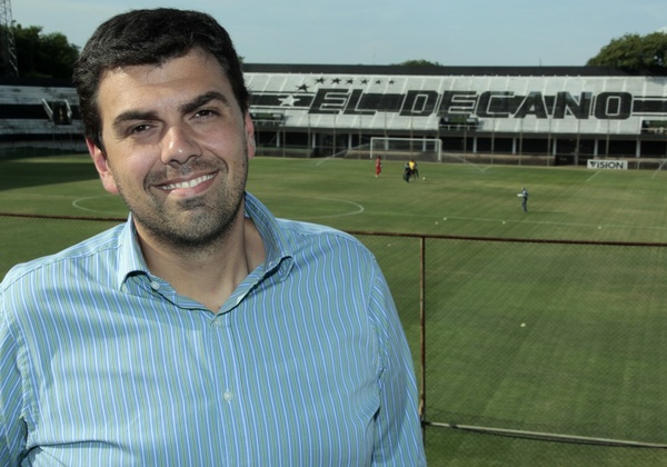 Trovato se llama a silencio ante denuncias por su presunto vínculo con casa de apuestas deportivas - ADN Paraguayo