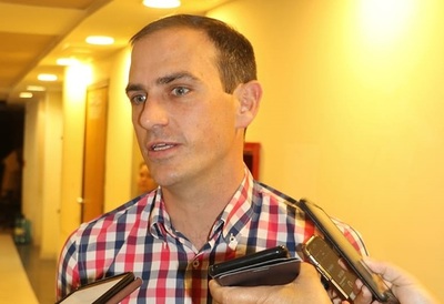 Construcción de viviendas sociales no es prioridad para el gobierno, lamenta senador