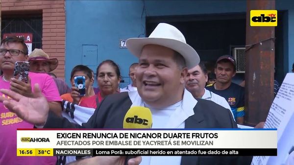 Afectados por el embalse de Yacyretá piden renuncia de Nicanor Duarte Frutos - ABC Noticias - ABC Color