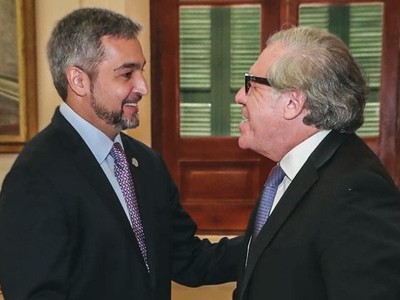 Almagro reconoce 'papel relevante' de Paraguay en salida de Evo de Bolivia