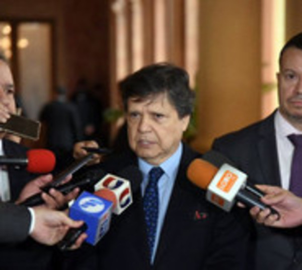 Euclides Acevedo se pronuncia ante el asesinato del comisario - Paraguay.com