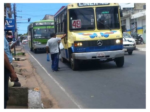 Tras promesa de pago, levantan regulada de micros