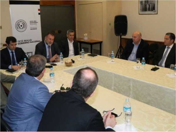Fisco analiza blindar ahorro y crear un colchón anticrisis