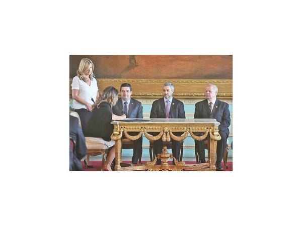Nueva ministra de Justicia reactivará la mesa de crisis