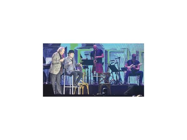 Una inolvidable noche con Serrat y Sabina
