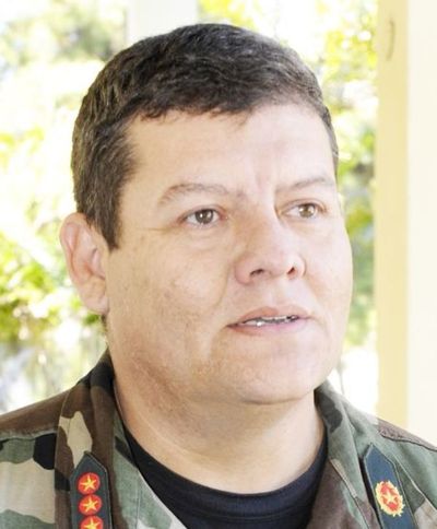 Tratarán ascensos de los oficiales militares - Política - ABC Color