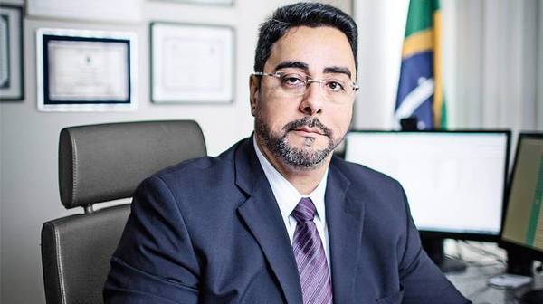 Hasta ahora no hay pedido de captura internacional contra Cartes - ADN Paraguayo