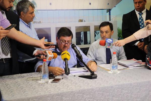 Horacio Cartes tiene fueros como senador vitalicio, explica Blas Llano » Ñanduti