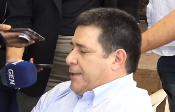 Cartes está "preso" en territorio paraguayo