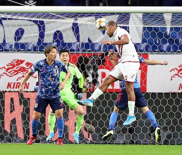 Rondón noquea a Japón - Fútbol - ABC Color