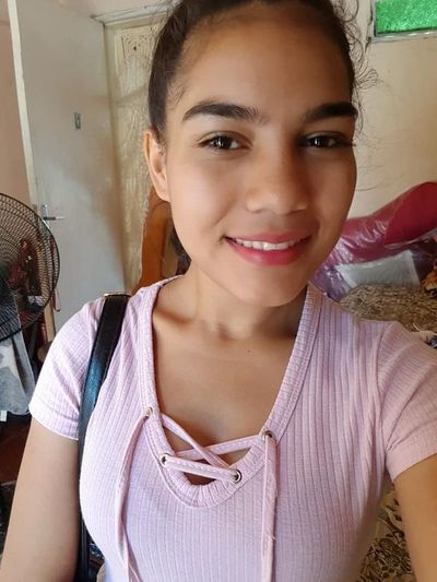 Denuncian desaparición de una joven en zona del mercado 4