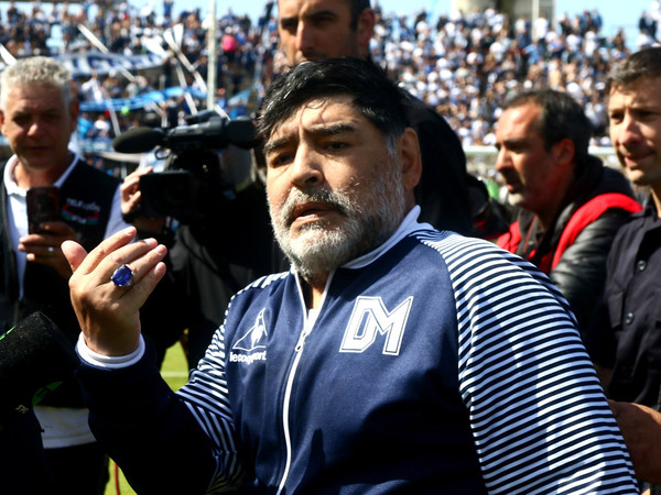 Maradona ya no es técnico de Gimnasia y Esgrima La Plata