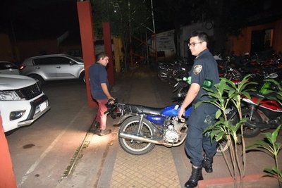 Capturan a supuestos motochorros en San Lorenzo | Noticias Paraguay