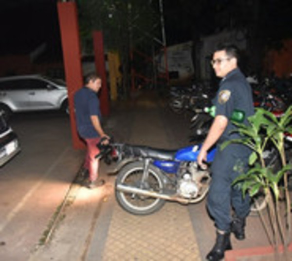 Supuestos motochorros realizaban golpes con arma de juguete - Paraguay.com