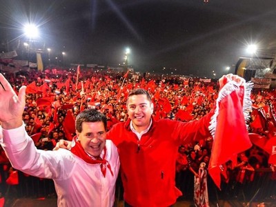 Miembros de Honor Colorado se reunirán con Horacio Cartes, anuncian